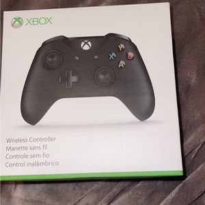 Xbox controller- New
